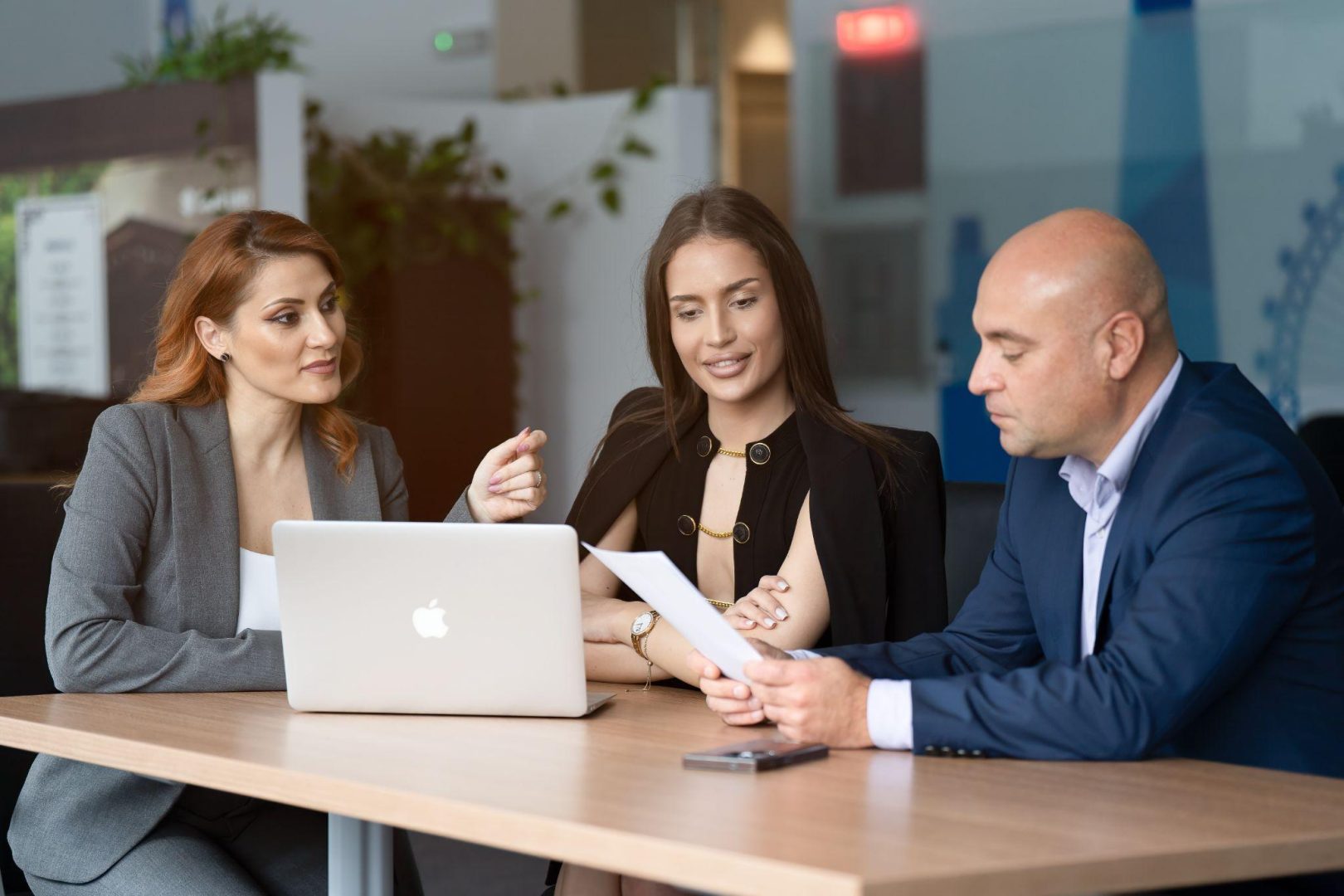 Diferența dintre dobânda fixă și dobânda variabilă în cazul creditului ipotecar